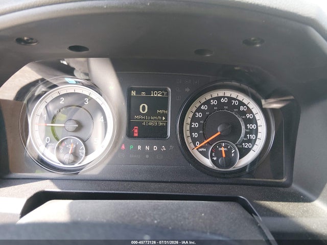 3C63R3GL1HG710513 RAM 3500 Tradesman 4x4 8&#039; Box