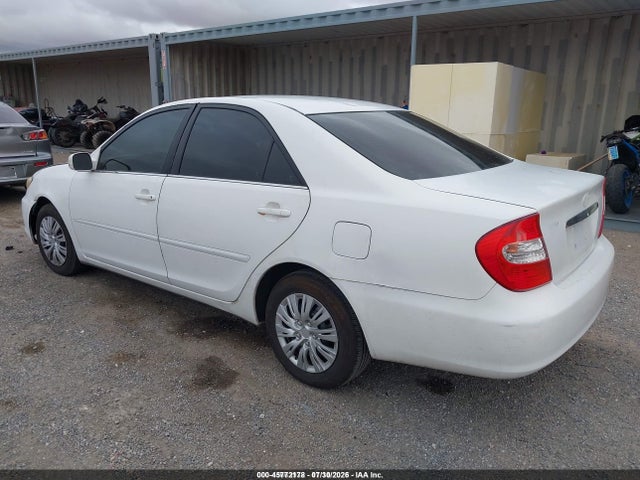 2002 Toyota Camry Le მანქანა იყიდება აუქციონზე, vin: 4T1BE32K92U022323, აუქციონის ნომერი: 45772178