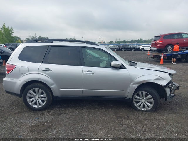 Продажа на аукционе авто 2011 Subaru Forester 2.5x Premium, vin: JF2SHADC4BH779940, номер лота: 45772191