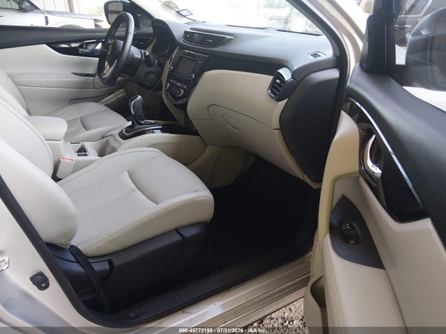 2022 Nissan Rogue Sport Sl Awd Xtronic Cvt მანქანა იყიდება აუქციონზე, vin: JN1BJ1CW6NW490088, აუქციონის ნომერი: 45772195