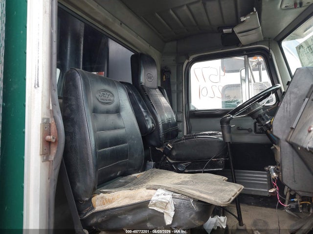 Aukcja sprzedaży 1998 Peterbilt 379, vin: 1XP5DB9X3WD446326, numer aukcji: 45772201