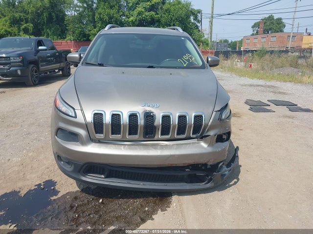 45772267 :رقم المزاد ، 1C4PJLCB5GW312199 vin ، 2016 Jeep Cherokee Latitude مزاد بيع