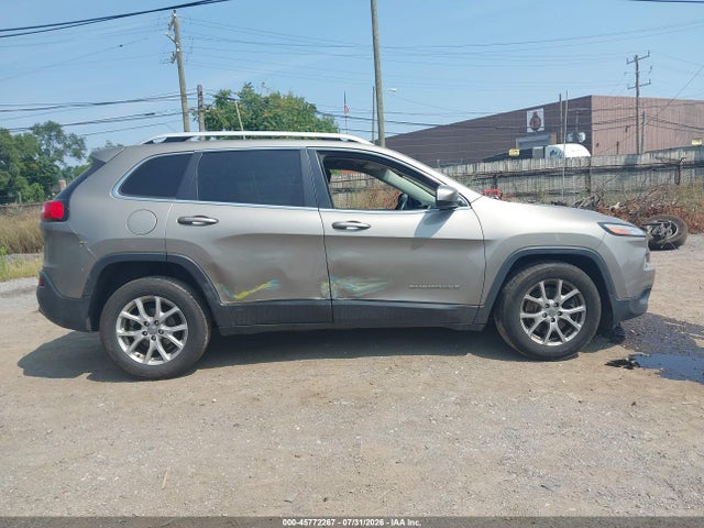 45772267 :رقم المزاد ، 1C4PJLCB5GW312199 vin ، 2016 Jeep Cherokee Latitude مزاد بيع