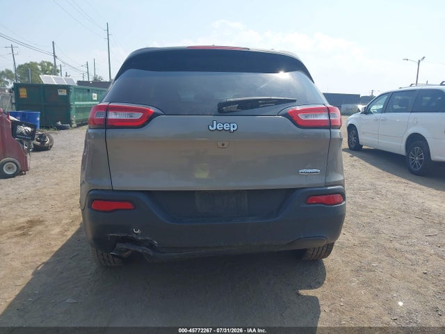 45772267 :رقم المزاد ، 1C4PJLCB5GW312199 vin ، 2016 Jeep Cherokee Latitude مزاد بيع
