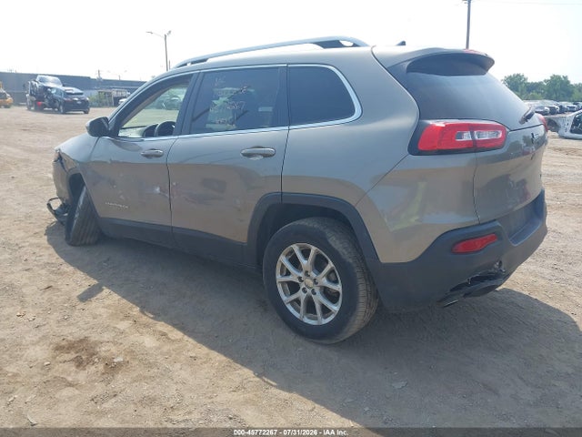45772267 :رقم المزاد ، 1C4PJLCB5GW312199 vin ، 2016 Jeep Cherokee Latitude مزاد بيع