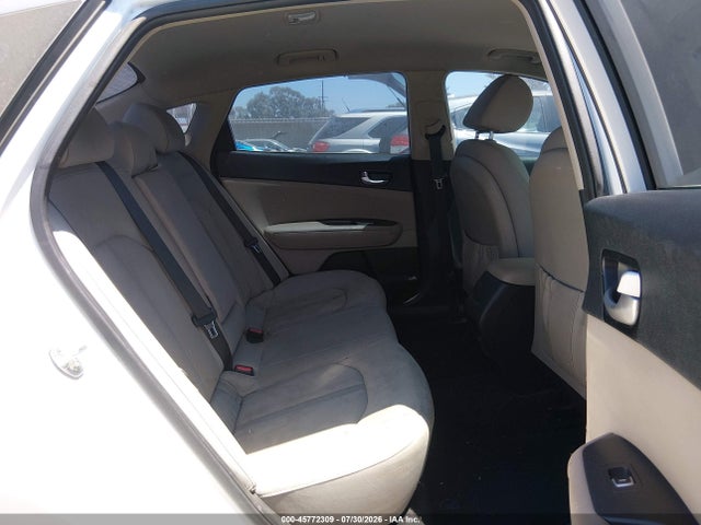 KIA Optima Lx 2016 5XXGT4L39GG024535 Image 8