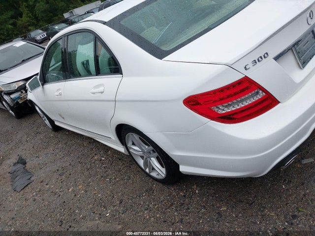 Aukcja sprzedaży 2014 Mercedes-benz C 300 Sport 4matic, vin: WDDGF8AB7EG247421, numer aukcji: 45772331