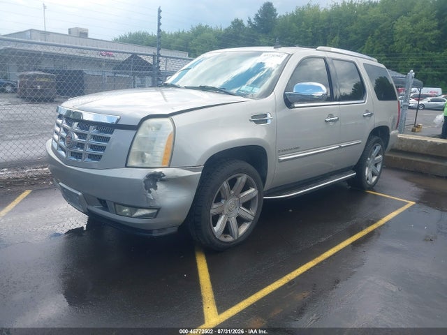 Продажа на аукционе авто 2007 Cadillac Escalade, vin: 1GYFK63827R144111, номер лота: 45772502