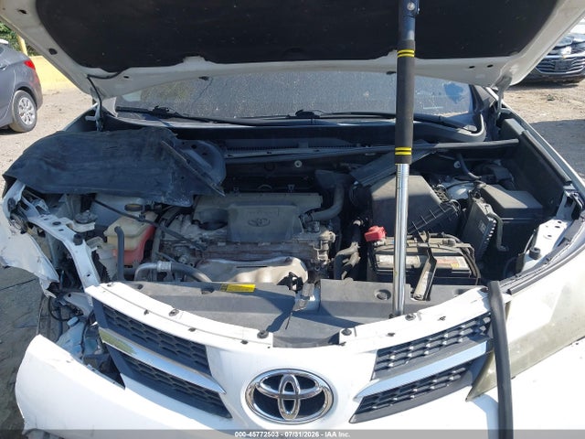 45772503 :رقم المزاد ، 2T3RFREV3FW354548 vin ، 2015 Toyota Rav4 Xle مزاد بيع