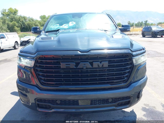 2026 Ram 1500 Laramie  4x4 5'7 Box მანქანა იყიდება აუქციონზე, vin: 1C6SRFJT4TN283544, აუქციონის ნომერი: 45772505