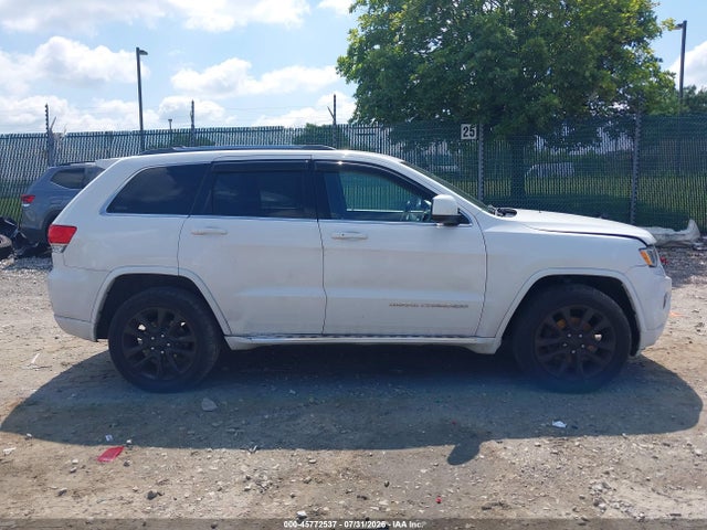 Продаж на аукціоні авто 2014 Jeep Grand Cherokee Laredo, vin: 1C4RJFAG8EC110092, номер лоту: 45772537