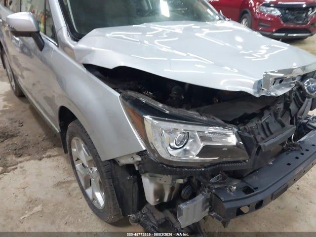 45772539 :رقم المزاد ، JF2SJAWC6JH593347 vin ، 2018 Subaru Forester 2.5i Touring مزاد بيع