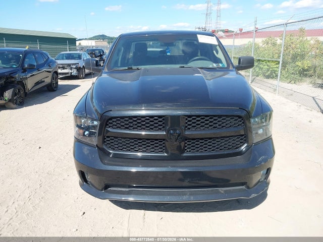 2018 Ram 1500 Express  4x4 6'4 Box მანქანა იყიდება აუქციონზე, vin: 1C6RR7FT5JS193833, აუქციონის ნომერი: 45772540