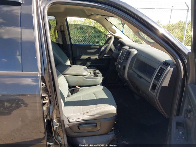 2018 Ram 1500 Express  4x4 6'4 Box მანქანა იყიდება აუქციონზე, vin: 1C6RR7FT5JS193833, აუქციონის ნომერი: 45772540