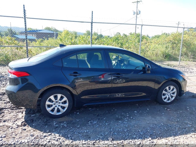 2022 Toyota Corolla Le მანქანა იყიდება აუქციონზე, vin: JTDEPMAEXNJ212991, აუქციონის ნომერი: 45772553