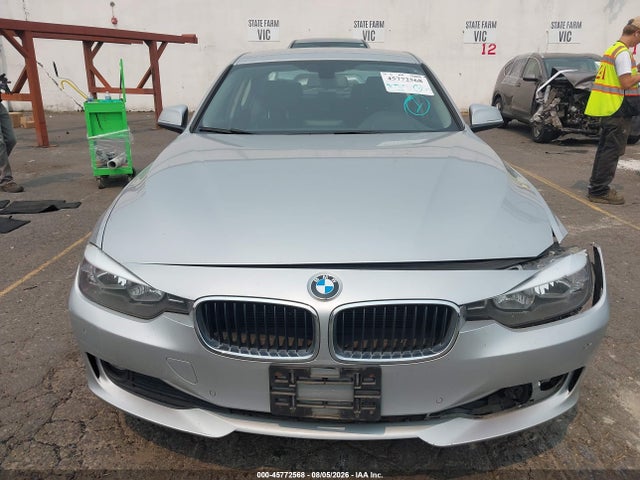 Продаж на аукціоні авто 2013 Bmw 320i, vin: WBA3B1C58DK130085, номер лоту: 45772568