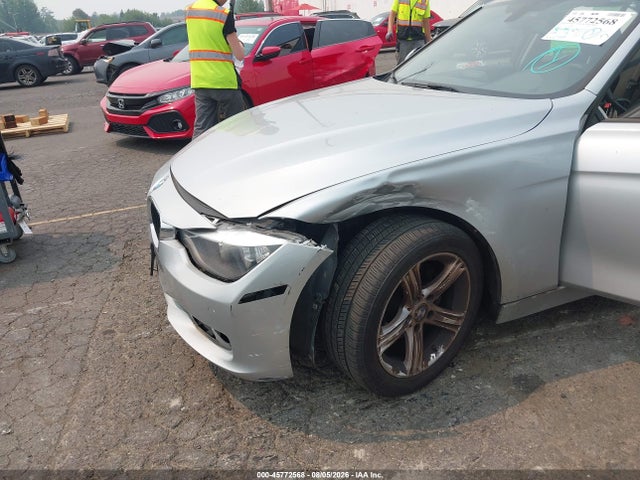 Продаж на аукціоні авто 2013 Bmw 320i, vin: WBA3B1C58DK130085, номер лоту: 45772568