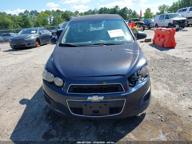 Chevrolet Sonic Ls Auto 2015 1G1JA5SG6F4176702 Image 13