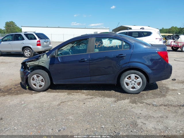 Chevrolet Sonic Ls Auto 2015 1G1JA5SG6F4176702 Image 15