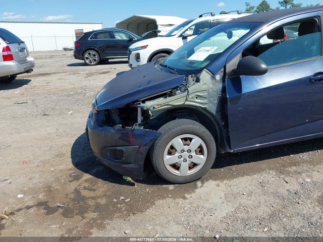 Chevrolet Sonic Ls Auto 2015 1G1JA5SG6F4176702 Image 6