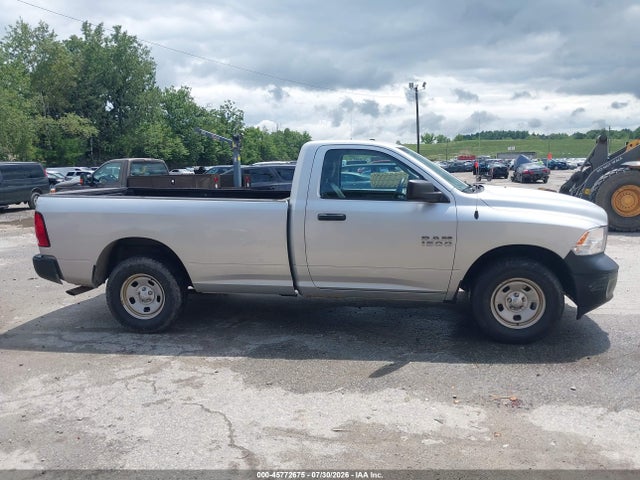 45772675 :رقم المزاد ، 3C6JR7DG3HG687791 vin ، 2017 Ram 1500 مزاد بيع