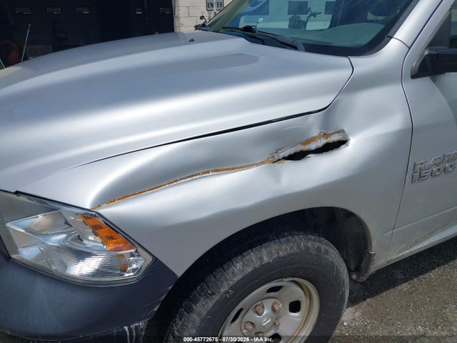 45772675 :رقم المزاد ، 3C6JR7DG3HG687791 vin ، 2017 Ram 1500 مزاد بيع