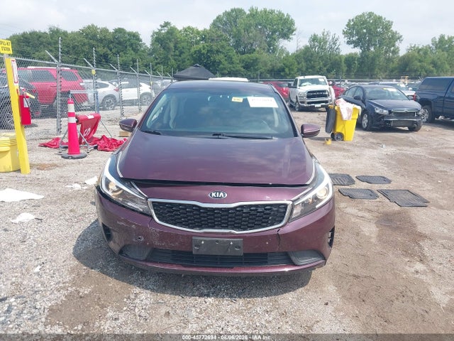 Продажа на аукционе авто 2017 Kia Forte Lx, vin: 3KPFK4A73HE135922, номер лота: 45772694