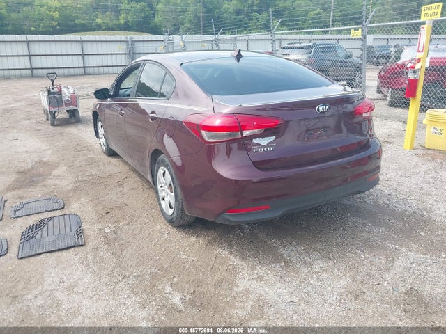 Продажа на аукционе авто 2017 Kia Forte Lx, vin: 3KPFK4A73HE135922, номер лота: 45772694