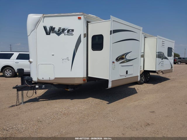 Flagstaff V-lite 35' Bumper Pull 2016 4X4TFLF24G1869530 Image 2