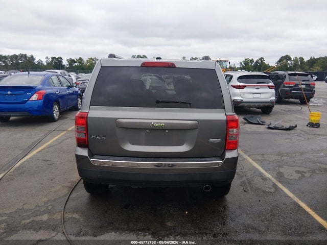 45772762 :رقم المزاد ، 1J4NF4GB5BD245031 vin ، 2011 Jeep Patriot Latitude X مزاد بيع