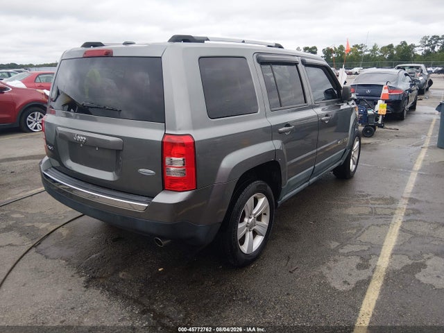 45772762 :رقم المزاد ، 1J4NF4GB5BD245031 vin ، 2011 Jeep Patriot Latitude X مزاد بيع