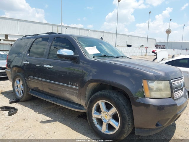 45772797 :رقم المزاد ، 1GNSCCE02BR178217 vin ، 2011 Chevrolet Tahoe Ltz مزاد بيع