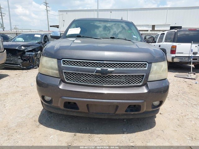 45772797 :رقم المزاد ، 1GNSCCE02BR178217 vin ، 2011 Chevrolet Tahoe Ltz مزاد بيع