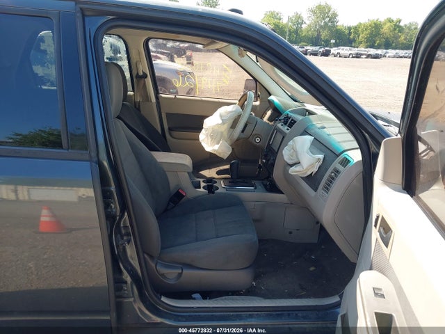 2009 Ford Escape Xlt მანქანა იყიდება აუქციონზე, vin: 1FMCU03G89KA25848, აუქციონის ნომერი: 45772832