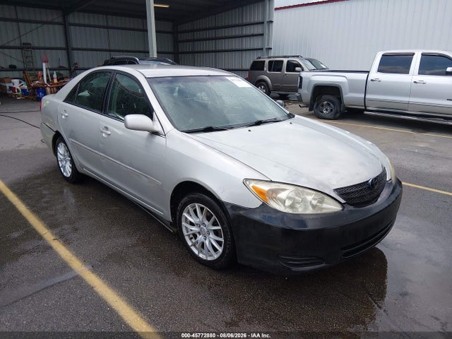 45772880 :رقم المزاد ، 4T1BE32K22U071900 vin ، 2002 Toyota Camry Le مزاد بيع