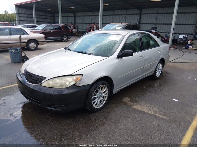 45772880 :رقم المزاد ، 4T1BE32K22U071900 vin ، 2002 Toyota Camry Le مزاد بيع
