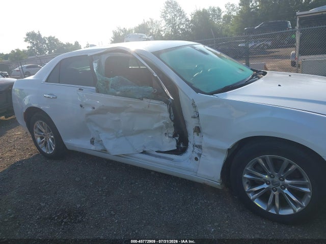 45772909 :رقم المزاد ، 2C3CCAEG4GH105859 vin ، 2016 Chrysler 300c مزاد بيع