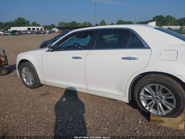 45772909 :رقم المزاد ، 2C3CCAEG4GH105859 vin ، 2016 Chrysler 300c مزاد بيع