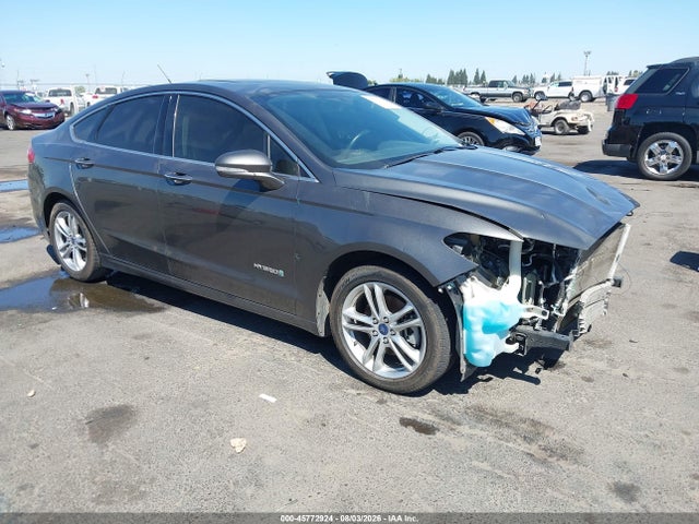 2016 3FA6P0RU3GR144735 главное изображение