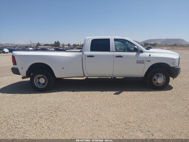 45772952 :رقم المزاد ، 3C63RRGJ8GG335185 vin ، 2016 Ram 3500 Tradesman مزاد بيع
