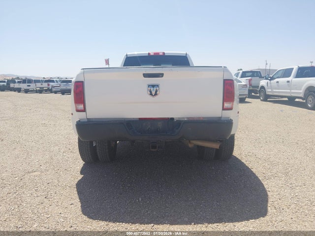 45772952 :رقم المزاد ، 3C63RRGJ8GG335185 vin ، 2016 Ram 3500 Tradesman مزاد بيع