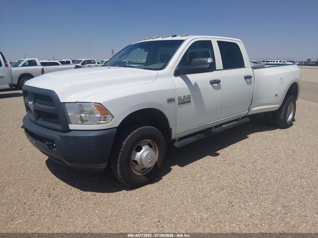 45772952 :رقم المزاد ، 3C63RRGJ8GG335185 vin ، 2016 Ram 3500 Tradesman مزاد بيع