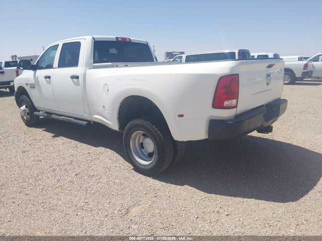 45772952 :رقم المزاد ، 3C63RRGJ8GG335185 vin ، 2016 Ram 3500 Tradesman مزاد بيع