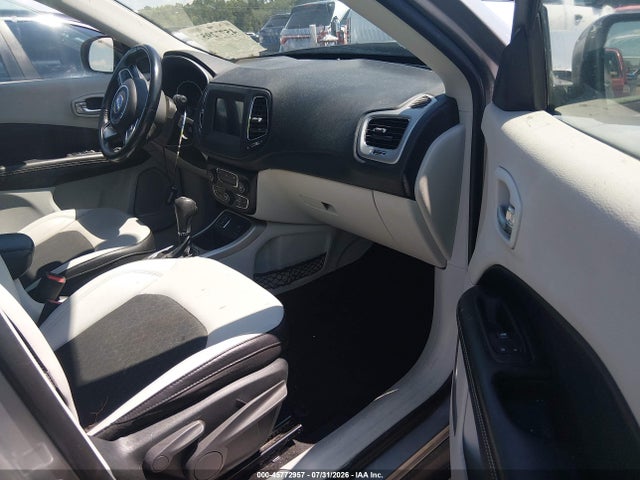 Продажа на аукционе авто 2019 Jeep Compass Sun And Wheel Fwd, vin: 3C4NJCBB0KT819602, номер лота: 45772957