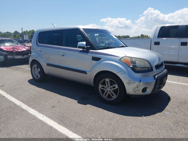 45772975 :رقم المزاد ، KNDJT2A27B7261692 vin ، 2011 Kia Soul + مزاد بيع