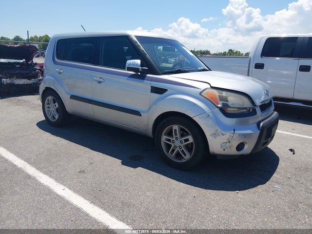 45772975 :رقم المزاد ، KNDJT2A27B7261692 vin ، 2011 Kia Soul + مزاد بيع