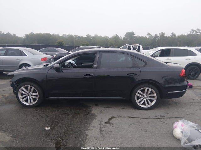 Продаж на аукціоні авто 2019 Volkswagen Passat 2.0t Wolfsburg Edition, vin: 1VWLA7A37KC014407, номер лоту: 45772982