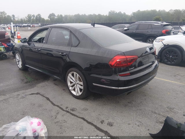Продаж на аукціоні авто 2019 Volkswagen Passat 2.0t Wolfsburg Edition, vin: 1VWLA7A37KC014407, номер лоту: 45772982