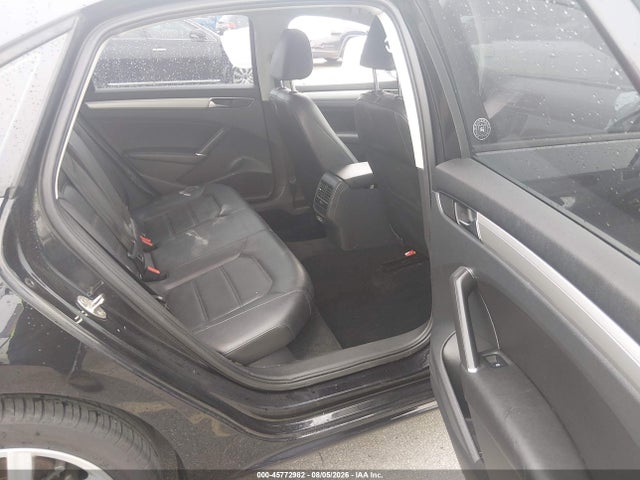 Продаж на аукціоні авто 2019 Volkswagen Passat 2.0t Wolfsburg Edition, vin: 1VWLA7A37KC014407, номер лоту: 45772982