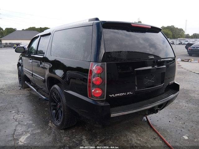 45772988 :رقم المزاد ، 1GKFK668X8J237349 vin ، 2008 Gmc Yukon Xl 1500 Denali مزاد بيع